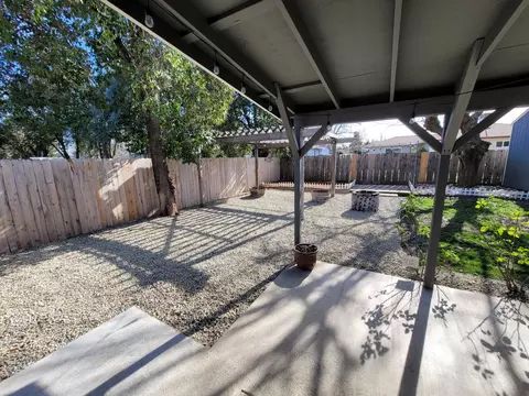2027 Meadowbrook Dr, Redding, CA 96001 photo 16