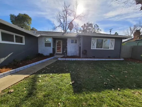 2027 Meadowbrook Dr, Redding, CA 96001 photo 5