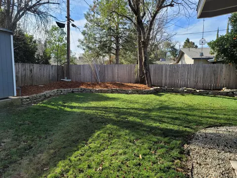 2027 Meadowbrook Dr, Redding, CA 96001 photo 10