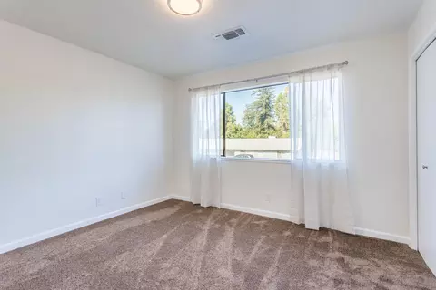 1112 Bond St, Redding, CA 96002 photo 34