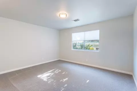 1112 Bond St, Redding, CA 96002 photo 15