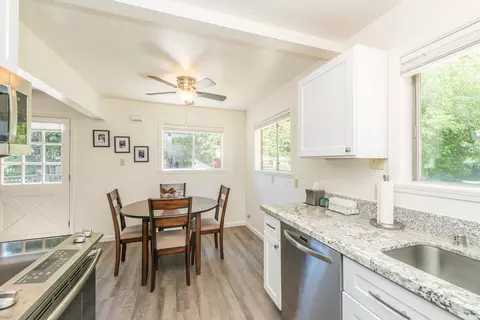 Dining - 111 Scott, Trinity Center, CA 96091 photo 4 of 7