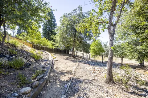 318 River Park Dr, Redding, CA 96003 photo 25