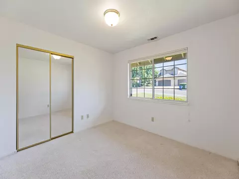 318 River Park Dr, Redding, CA 96003 photo 18