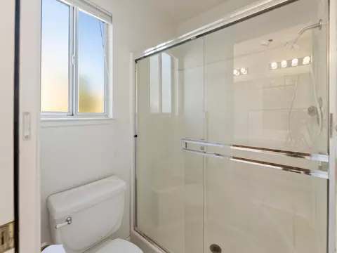 318 River Park Dr, Redding, CA 96003 photo 14