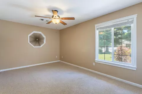 3960 Bristol Dr, Redding, CA 96002 photo 14