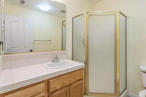 3960 Bristol Dr, Redding, CA 96002 photo 17