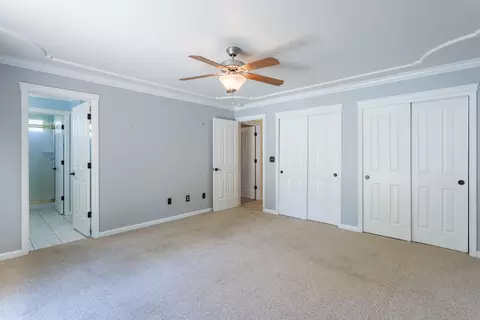 3960 Bristol Dr, Redding, CA 96002 photo 9