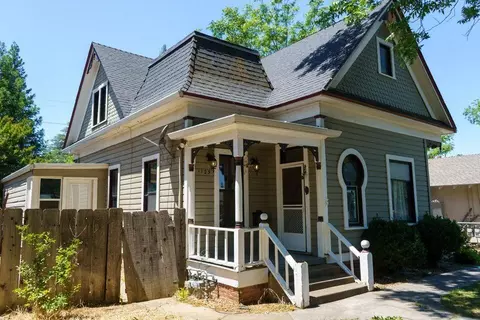 1123 Jackson St, Red Bluff, CA 96080 photo 2