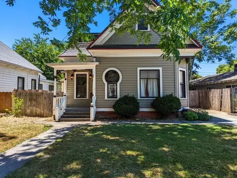 1123 Jackson St, Red Bluff, CA 96080 photo 1