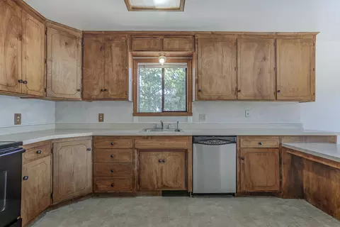156 Trinity Ave, Red Bluff, CA 96080 photo 14