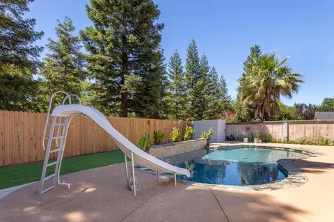 2181 Hemingway St, Redding, CA 96003 photo 16