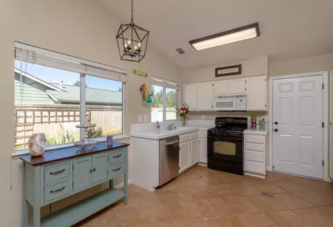 2181 Hemingway St, Redding, CA 96003 photo 22