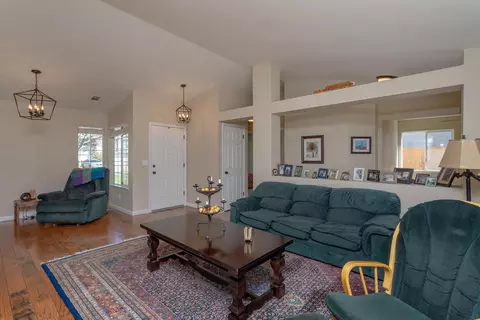 2181 Hemingway St, Redding, CA 96003 photo 27