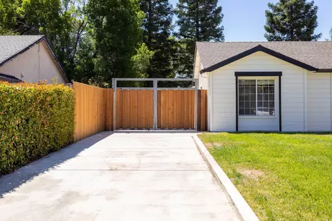 2181 Hemingway St, Redding, CA 96003 photo 11