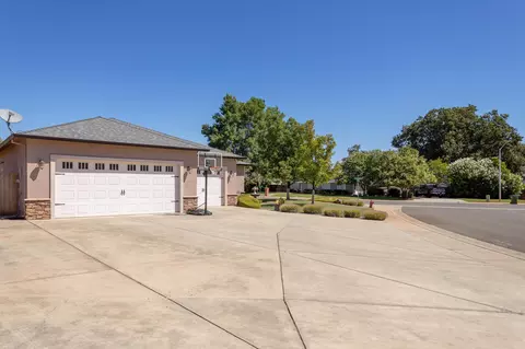 4576 Alta Saga Dr, Redding, CA 96002 photo 50