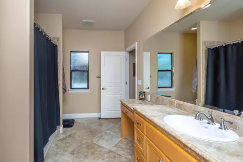 4576 Alta Saga Dr, Redding, CA 96002 photo 23