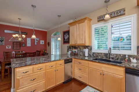 4576 Alta Saga Dr, Redding, CA 96002 photo 11