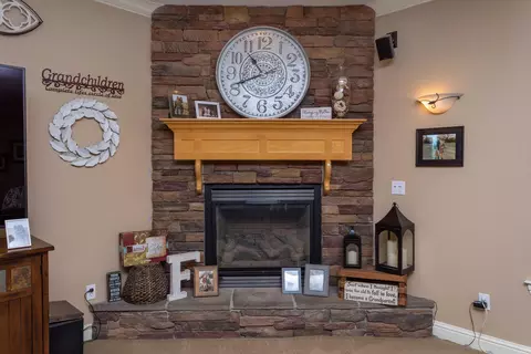 4576 Alta Saga Dr, Redding, CA 96002 photo 7