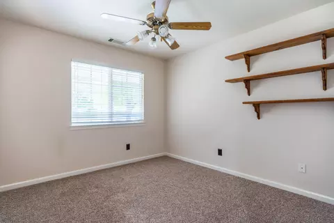 5486 Mill Pond Ln, Redding, CA 96001 photo 11