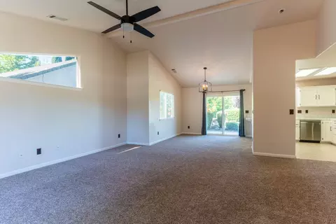 5486 Mill Pond Ln, Redding, CA 96001 photo 5