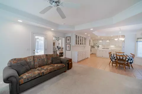 2745 Pacific Ave, Redding, CA 96002 photo 12