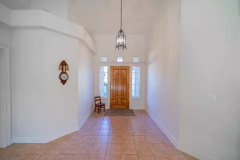 2745 Pacific Ave, Redding, CA 96002 photo 4
