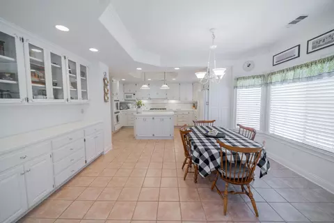 2745 Pacific Ave, Redding, CA 96002 photo 11