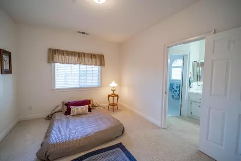 2745 Pacific Ave, Redding, CA 96002 photo 20