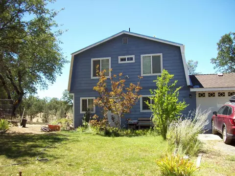 21893 Squaw Grass Trl, Redding, CA 96003 photo 3