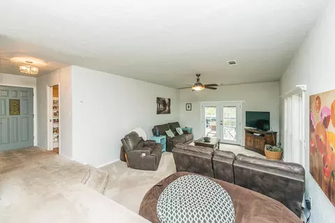 15977 Highland Cir, Redding, CA 96001 photo 10