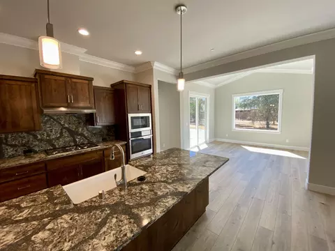 19336 Hollow Ln, Redding, CA 96003 photo 13