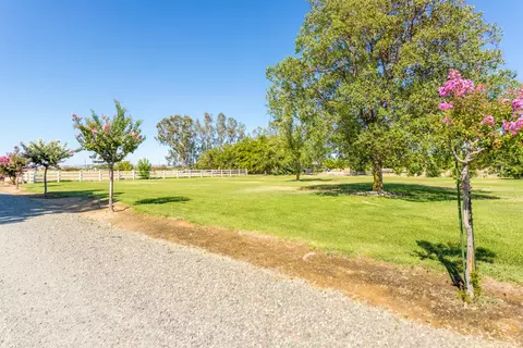 23070 Kilkenny Ln, Red Bluff, CA 96080 photo 23