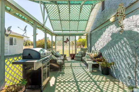 23070 Kilkenny Ln, Red Bluff, CA 96080 photo 32