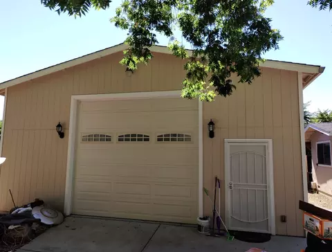 2117 Washington, Redding, CA 96001 photo 11