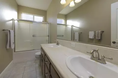 1458 Gladstone Ct, Redding, CA 96001 photo 14