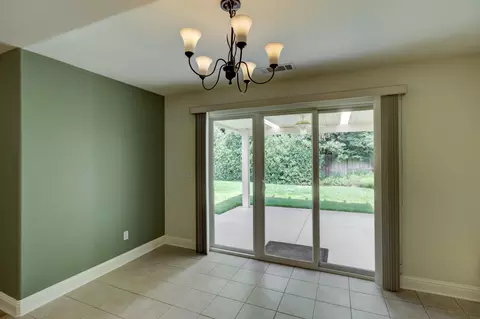 2978 Henrys Fork Dr, Redding, CA 96002 photo 8