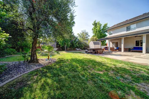775 Sunriver Ln, Redding, CA 96001 photo 22