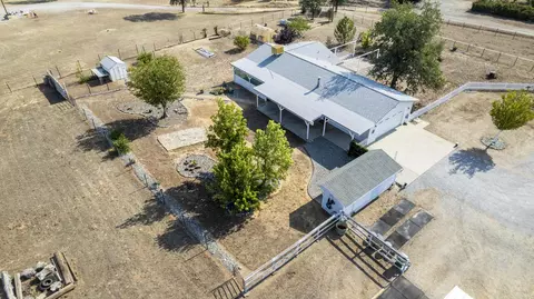 21576 Kathy Ln, Redding, CA 96003 photo 38