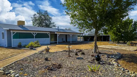 21576 Kathy Ln, Redding, CA 96003 photo 23