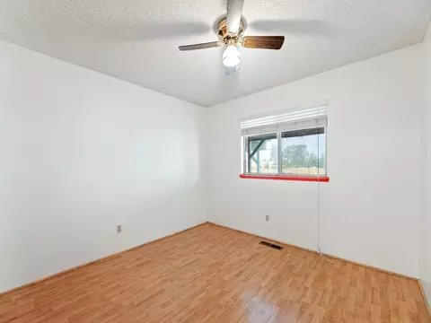 21576 Kathy Ln, Redding, CA 96003 photo 16