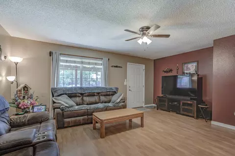 520 Homestead Dr, Red Bluff, CA 96080 photo 5