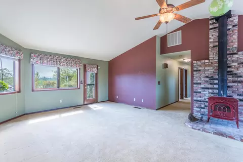 2809 Panorama Dr, Redding, CA 96003 photo 17