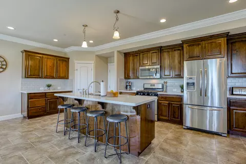 231 Mill Valley Pkwy, Redding, CA 96003 photo 13