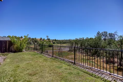231 Mill Valley Pkwy, Redding, CA 96003 photo 25