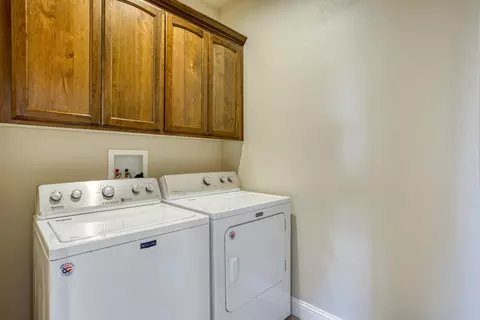 231 Mill Valley Pkwy, Redding, CA 96003 photo 17