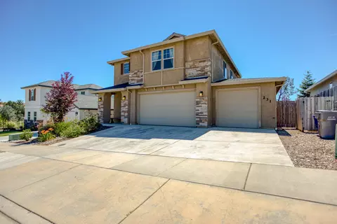 231 Mill Valley Pkwy, Redding, CA 96003 photo 2