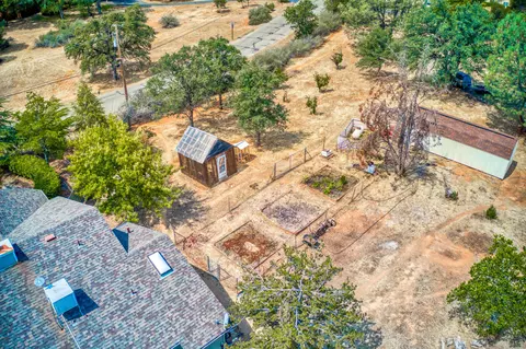 15642 Mountain Shadows Dr, Redding, CA 96001 photo 38