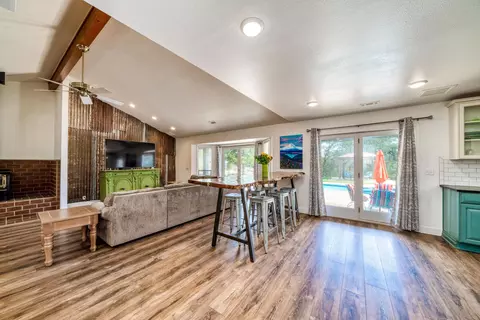 15642 Mountain Shadows Dr, Redding, CA 96001 photo 15