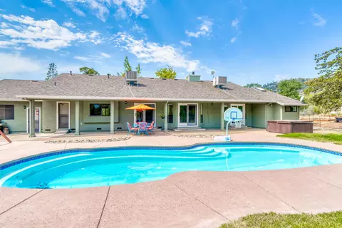 15642 Mountain Shadows Dr, Redding, CA 96001 photo 34